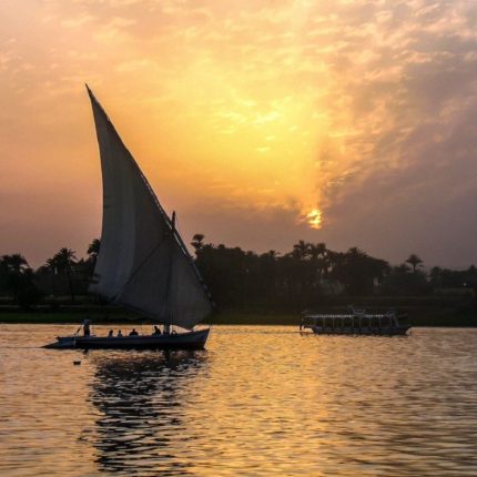 Luxor Felucca Boat Ride Including Lunch or Dinner